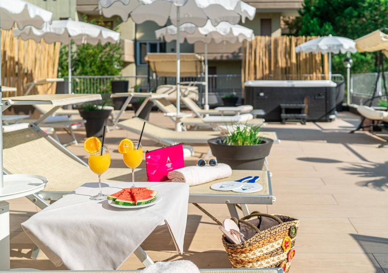 Park Hotel Lignano Sabbiadoro Exterior photo